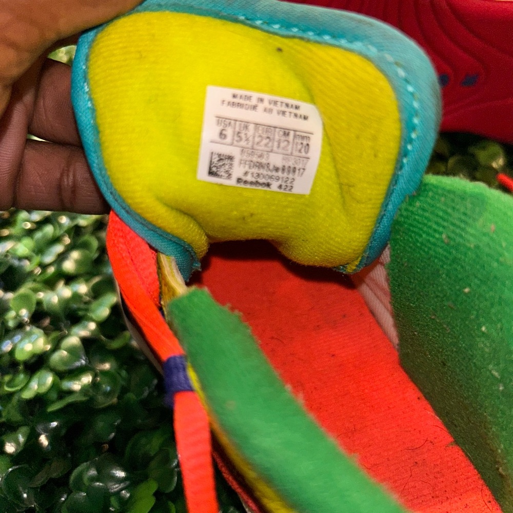 Toddler Reebox Questions - Picture 5 of 5